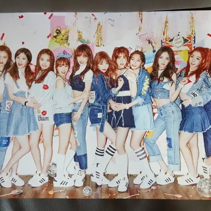 아이오아이 I.O.I 스페셜한정판 미니앨범&브로마이드&지관통&포토카드