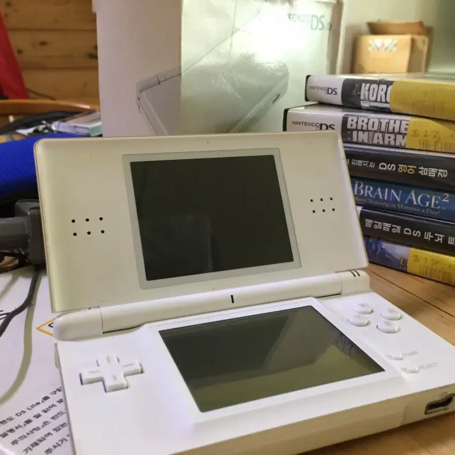 닌텐도 DS lite