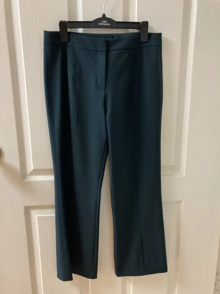 (New)List Bootcut Slacks