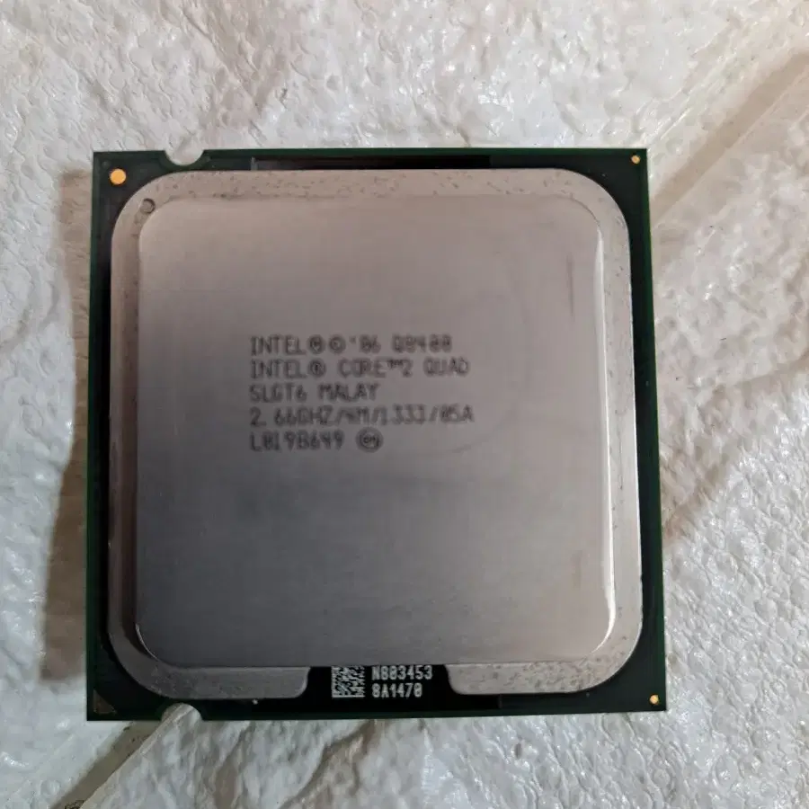 CPU  인텔 Q8400