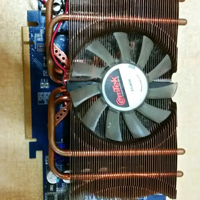 지포스 9600GT 512MB  그래픽카드 팝니다