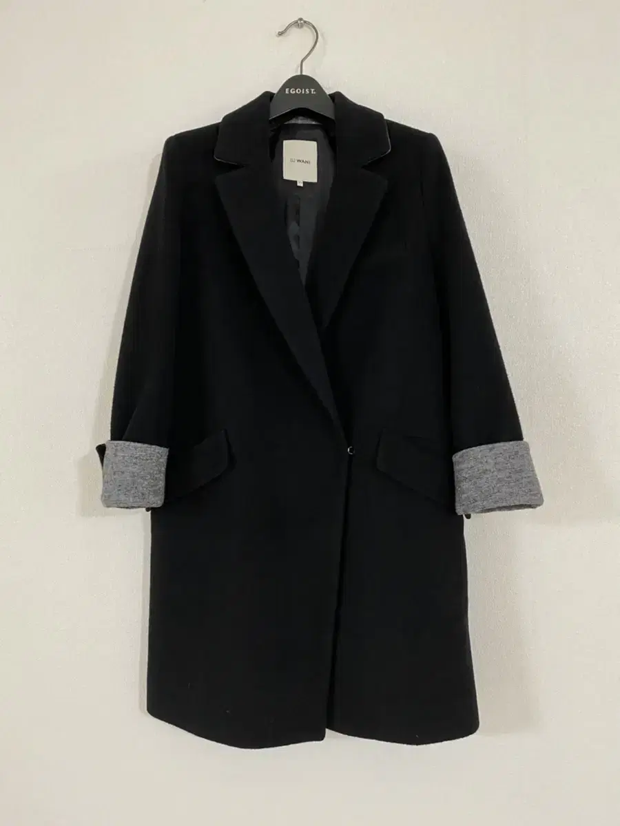 SJ WANI Women's Black Coat