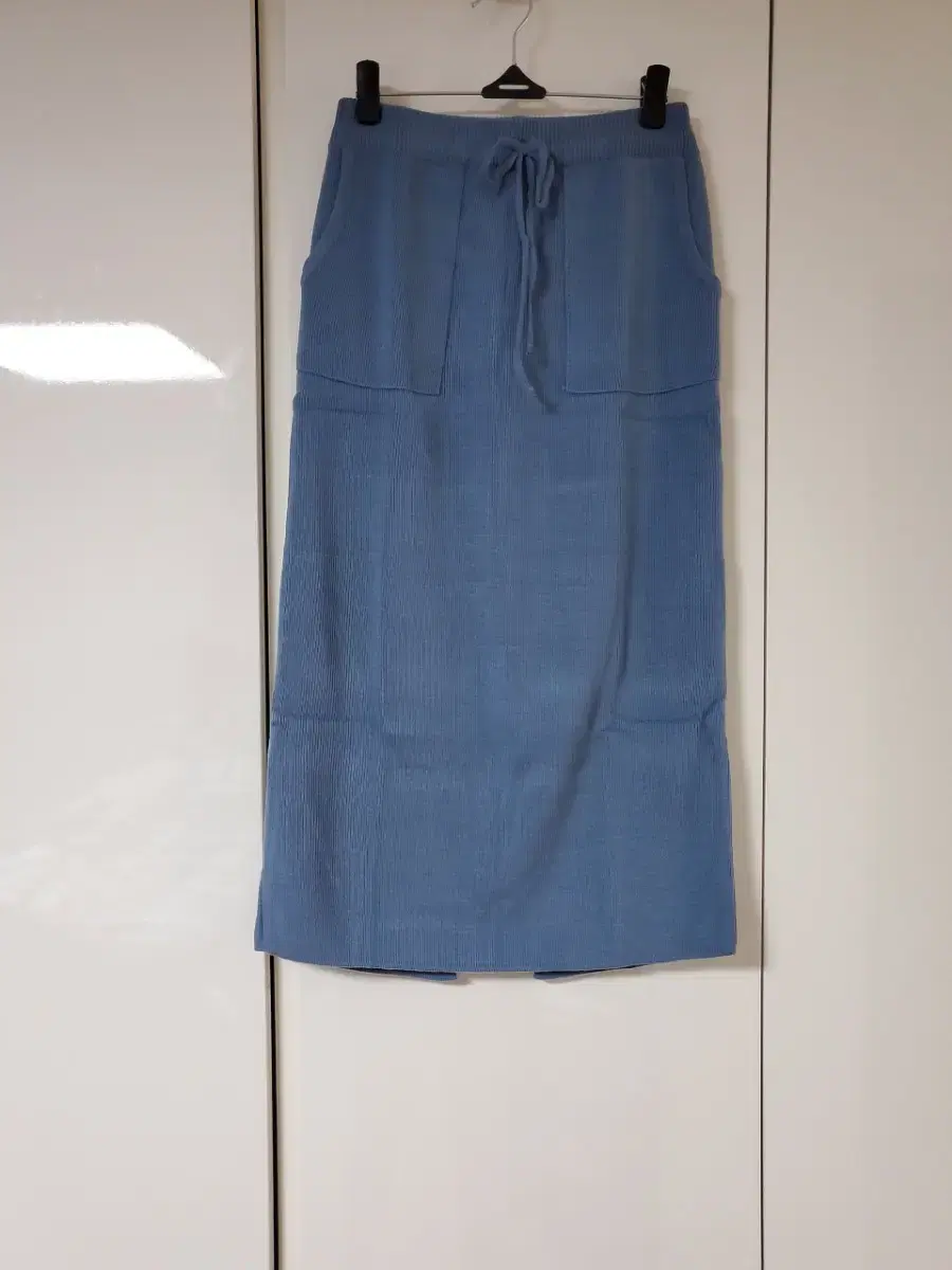 (New Product) Dark Blue Knit Skirt