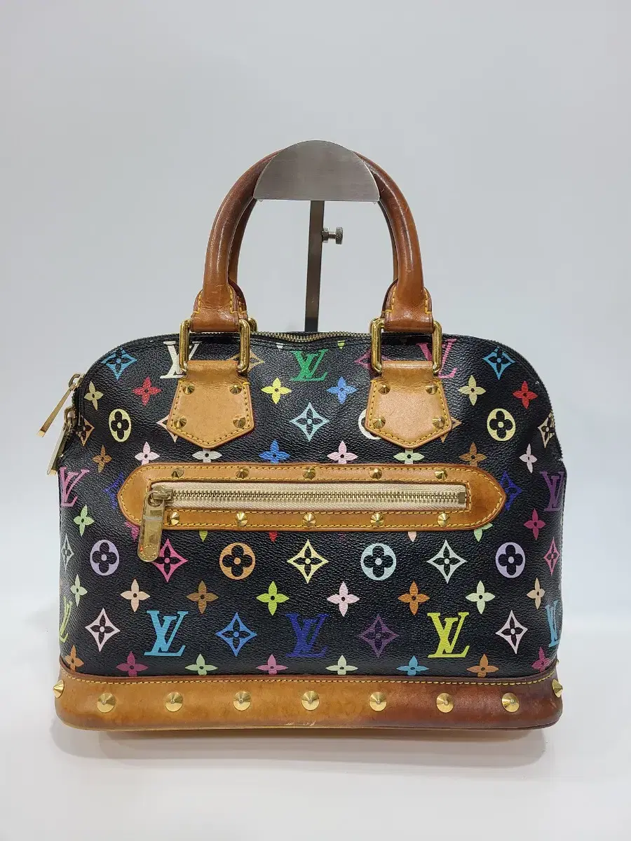 (Genuine). Louis Vuitton Multi-Alma Bag