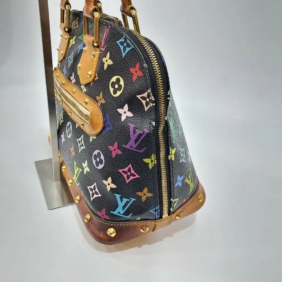 (정품). Louis Vuitton 멀티 알마백