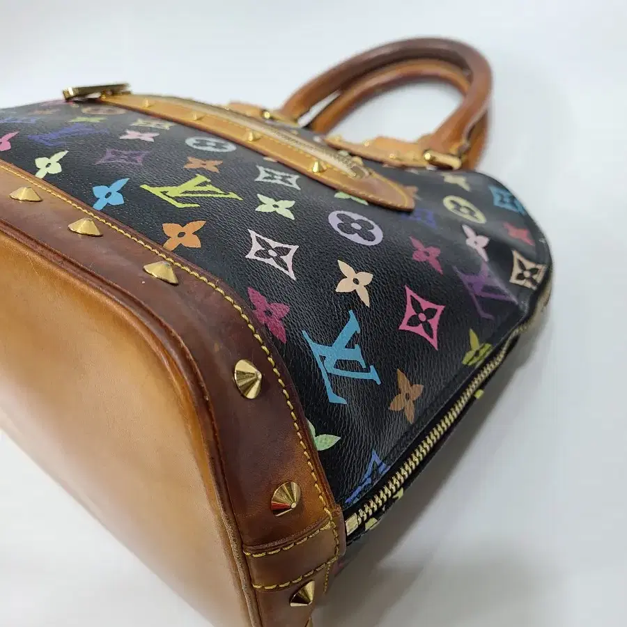 (정품). Louis Vuitton 멀티 알마백