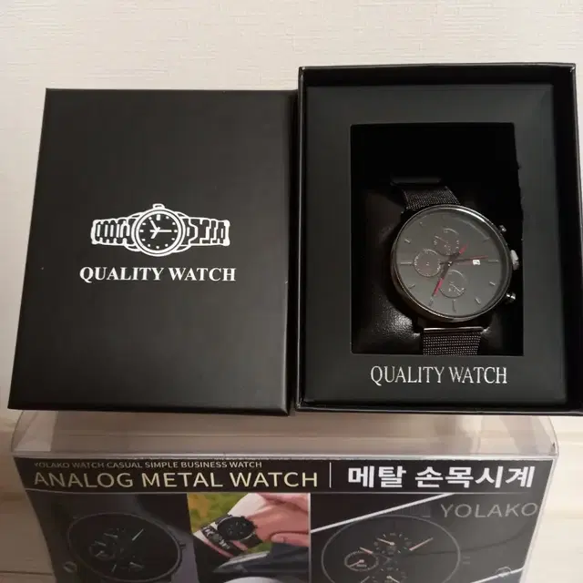 정품YOLAKO)심플 패션메탈 남성손목시계 미개봉
QUALITY WATC