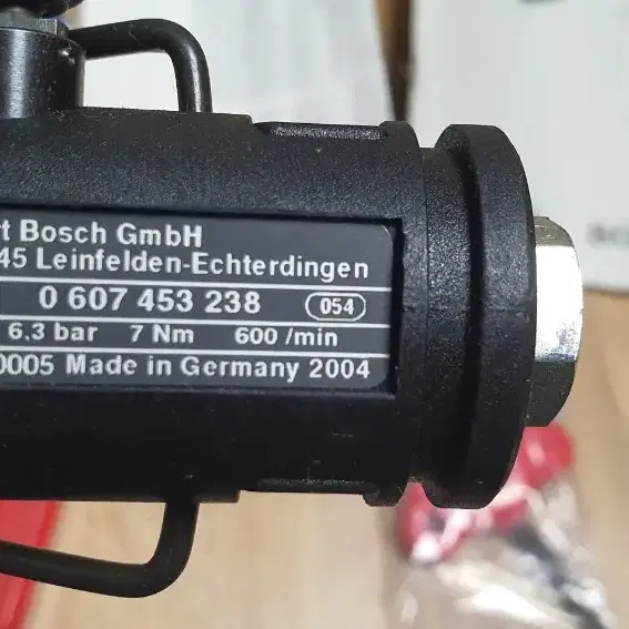 Robert Bosch Gmbh D-70745