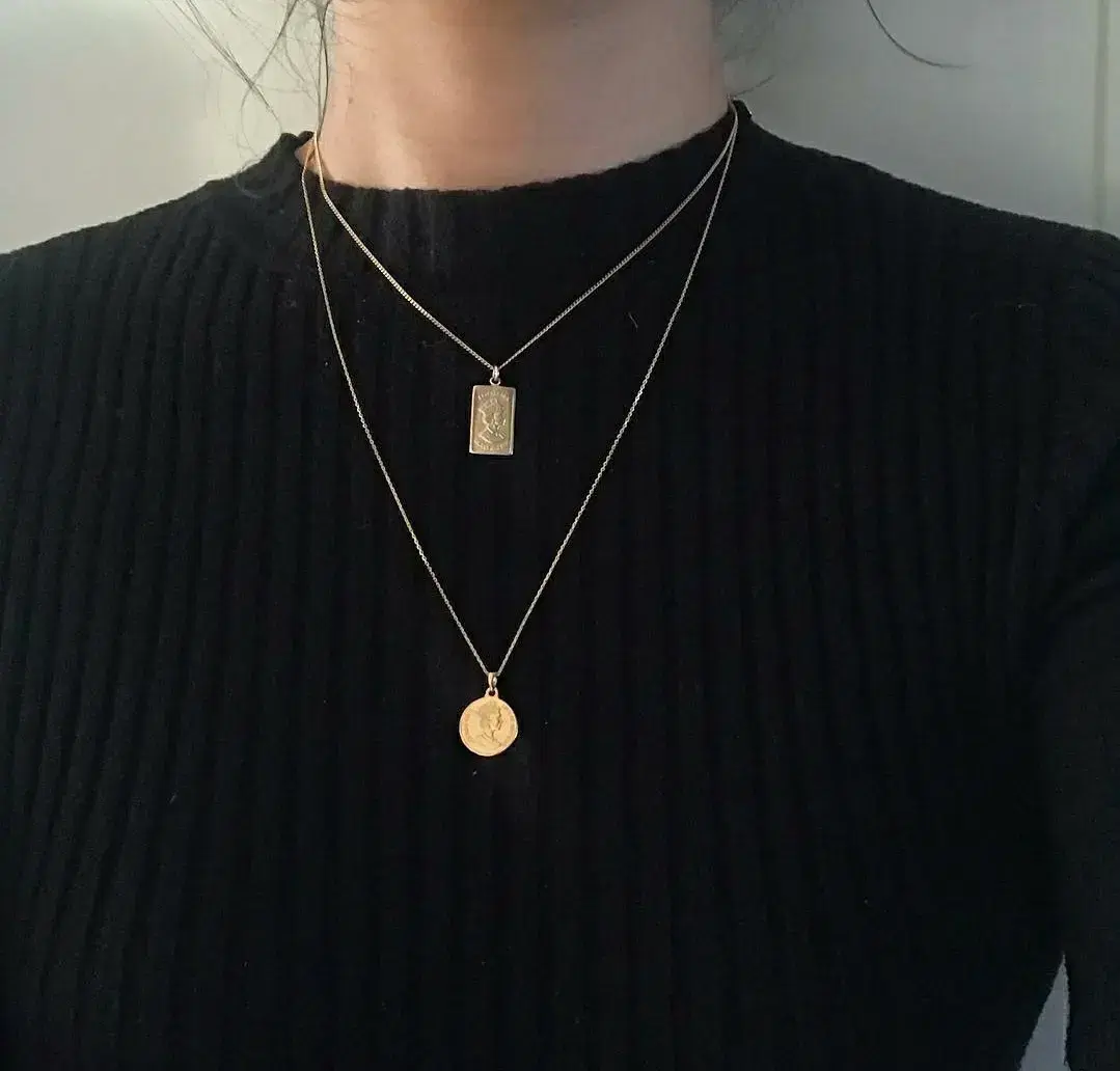 써지컬 엘리자베스 코인 목걸이(새제품) | 브랜드 중고거래 플랫폼, 번개장터