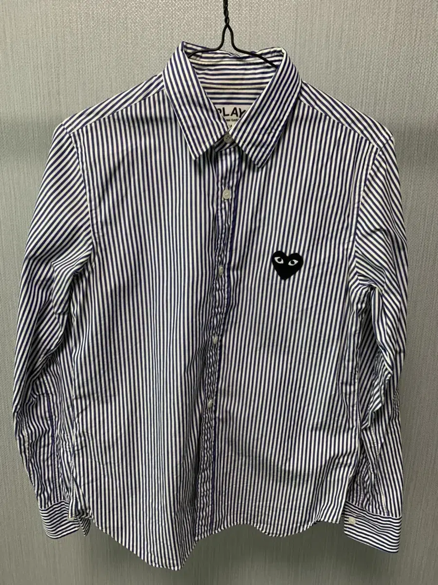 (Genuine/M) COMME des GARÇONS shirt for sale.