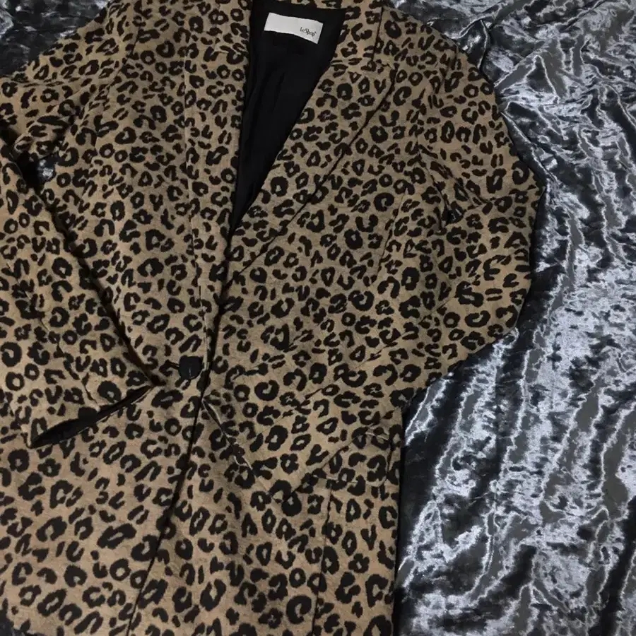 LESHOP LEOPARD WINTER JACKET