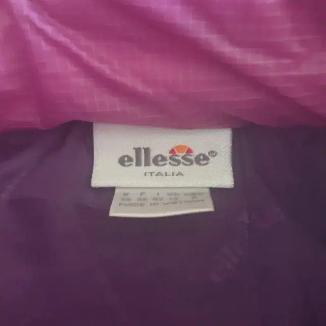 ellesse 오리털 점퍼