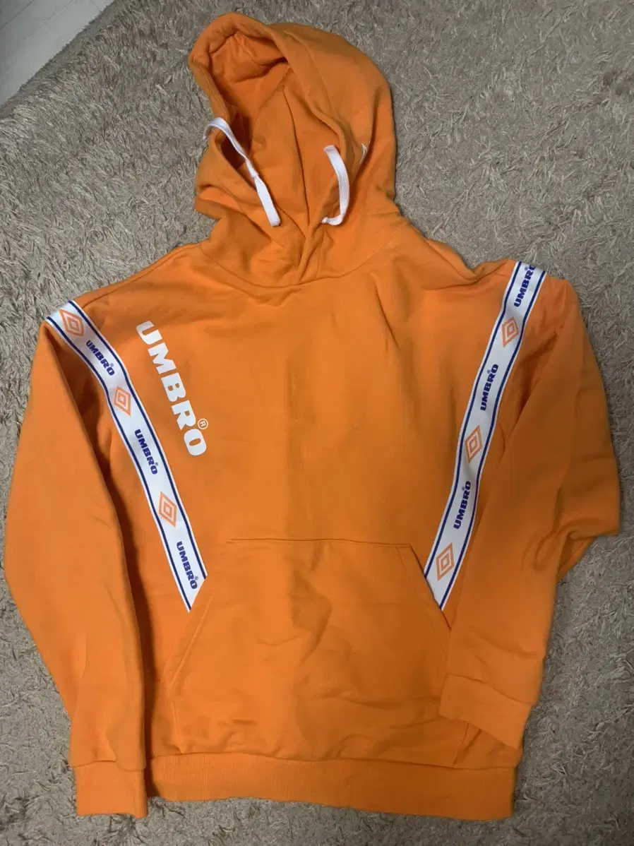 Umbro Orange Hood (100)