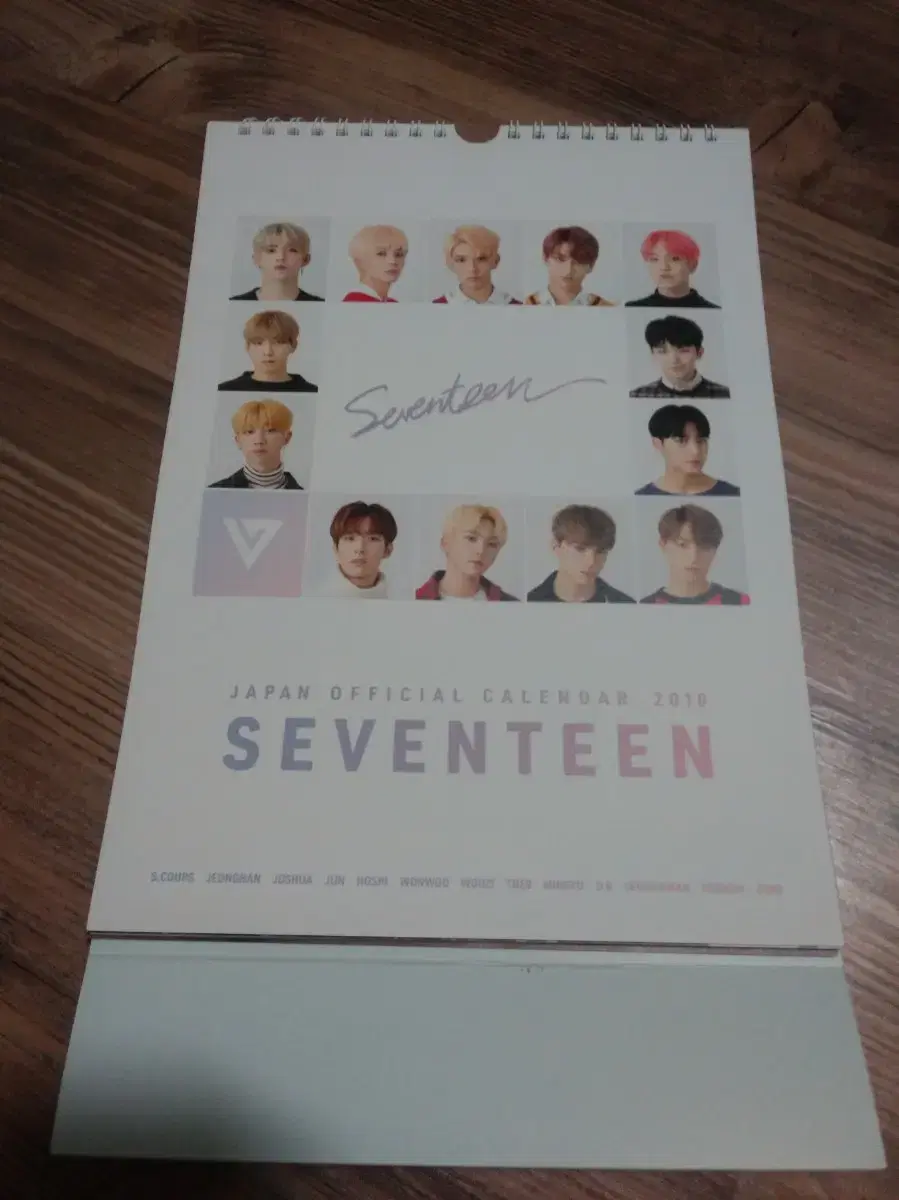 Seventeen Official Calendar