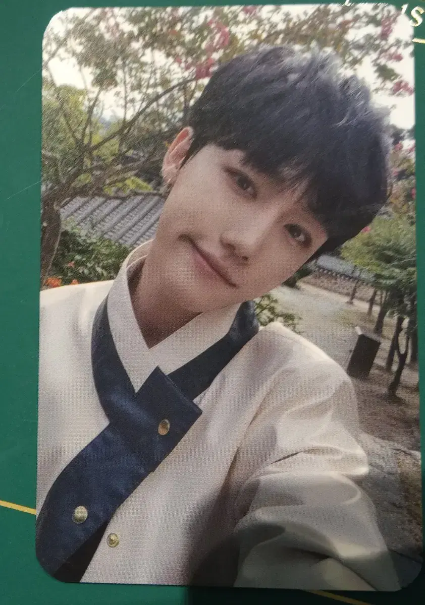 Golden Child pre-order benefit photocard jangjun