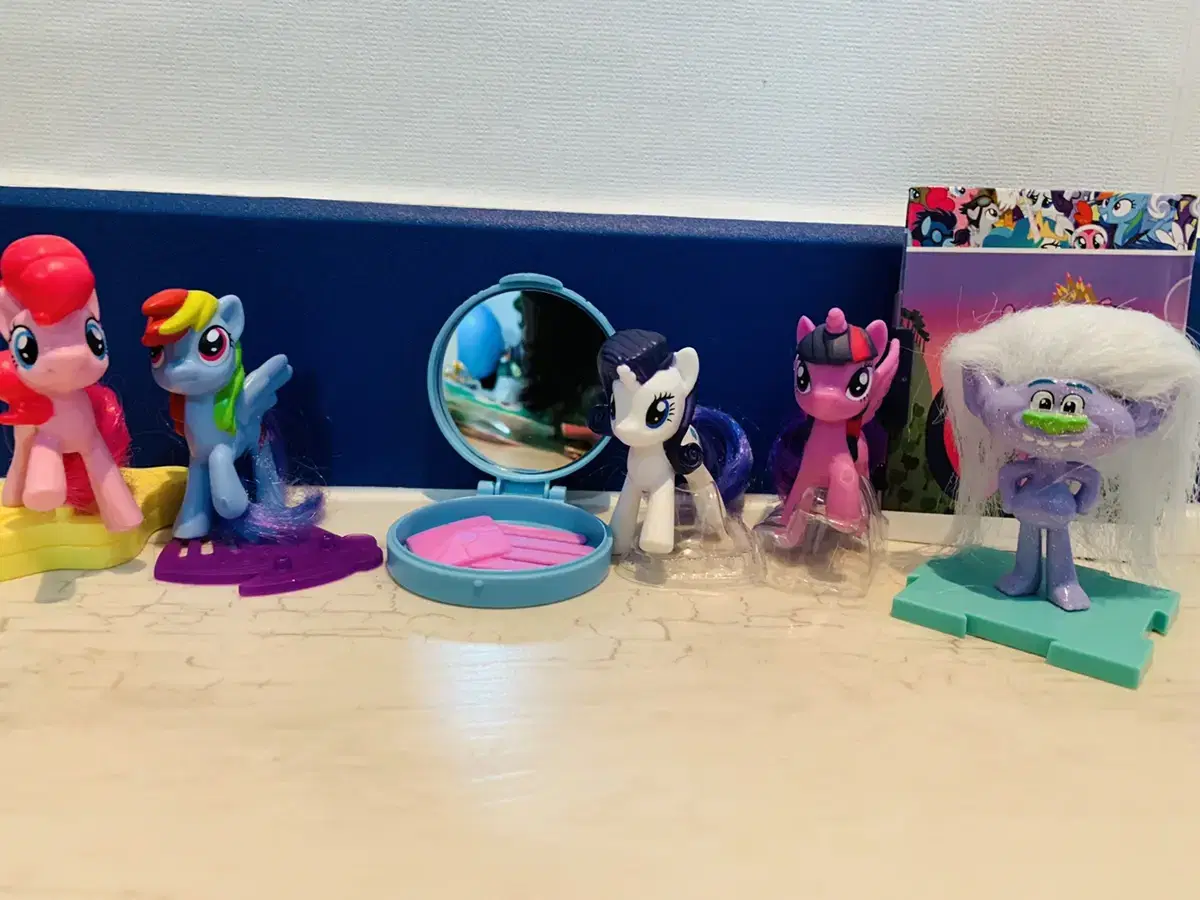 Figures: McDonald's Pony Set + Trolls (Loteria)