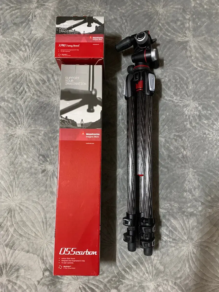 Manfrotto 550cxpro3 Carbon Tripod + 3-Way Head for sale