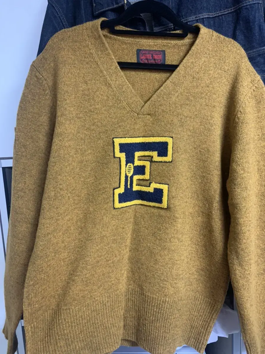 Laver Union Ivy League Sweater 2XL sells