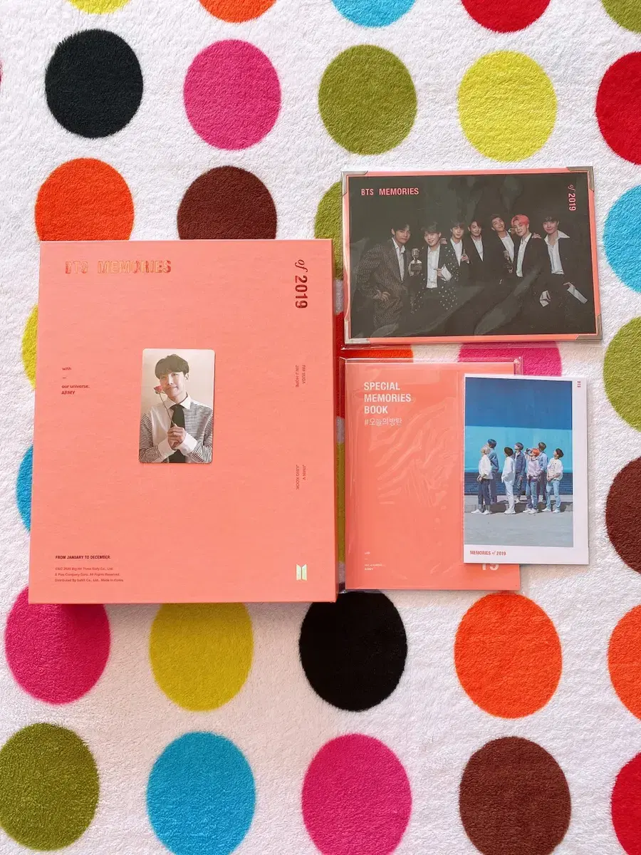 BTS 2019 Memory Charm photocard (with pre-order benefits)