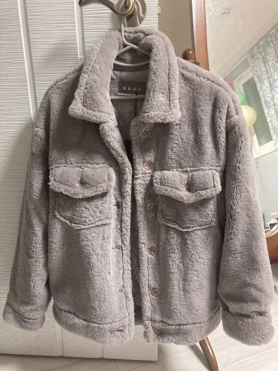 fur jacket 털 촉감 뒤집어지는 퍼자켓이요 !!!!!!