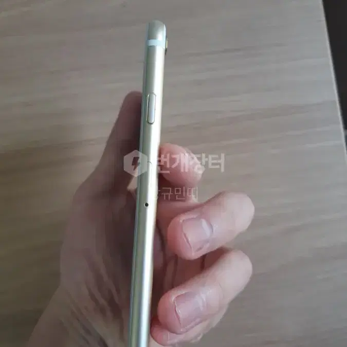 아이폰6s 64gb 골드