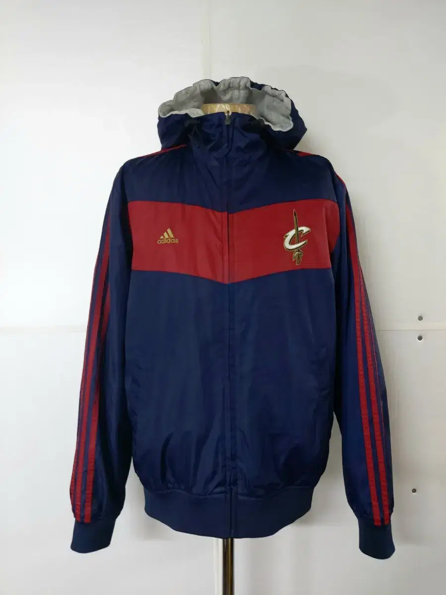 100~)adidas Reversible (reversible) Hooded Jacket