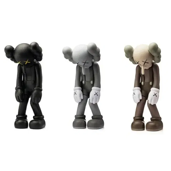 [국내배송] KAWS 카우스 small lie 피규어