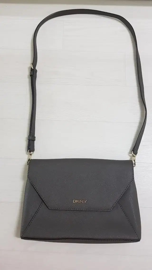 DKNY 핸드백