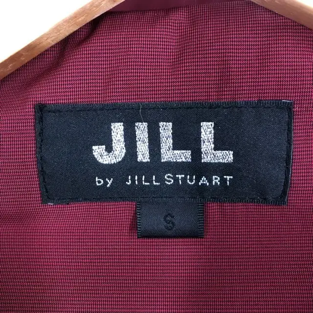 Jillstuart 질스튜어트 오리털 패딩 여 85-91-160/빈티지홍