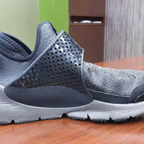 스톤/나이키 SOCK DART 블랙