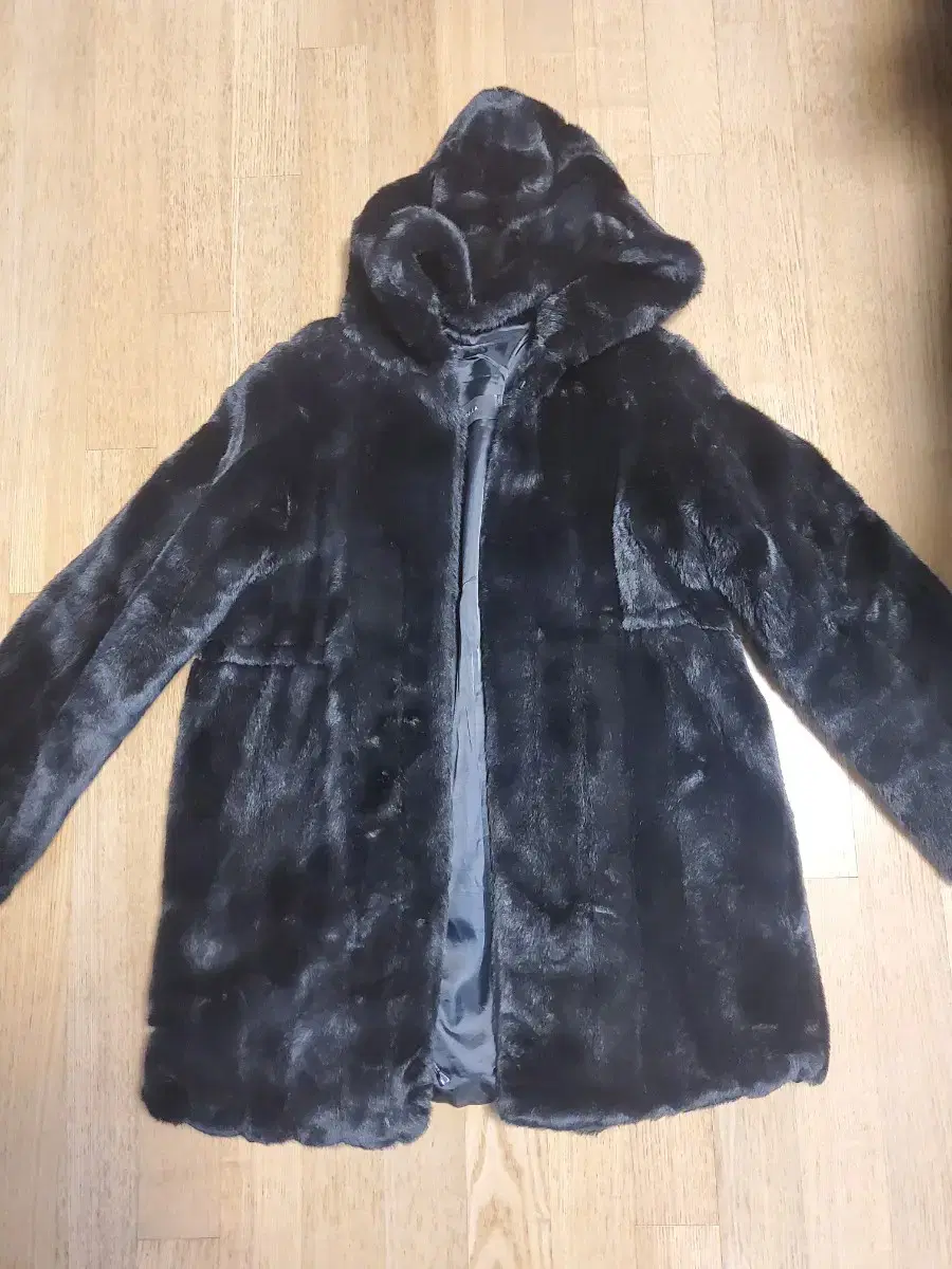 fei black fur coat