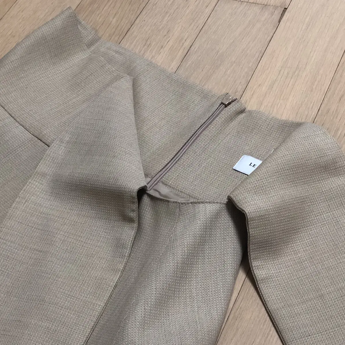 LE17 Beige Belted Wrap Skirt