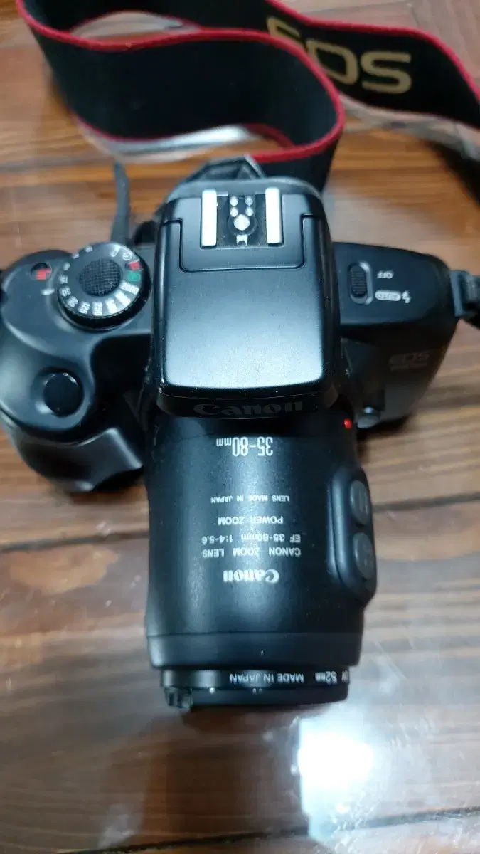 Canon EOS700QD Power Zoom Camera