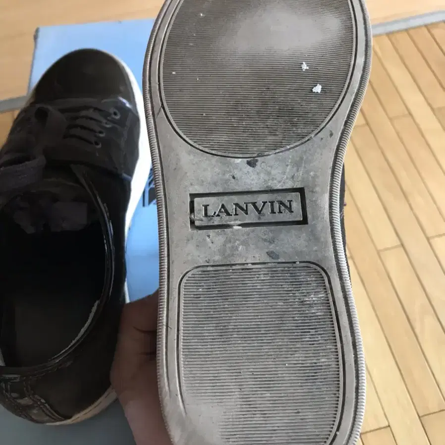 LANVIN 랑방 벨루어 스니커즈 uk5 (255정도)