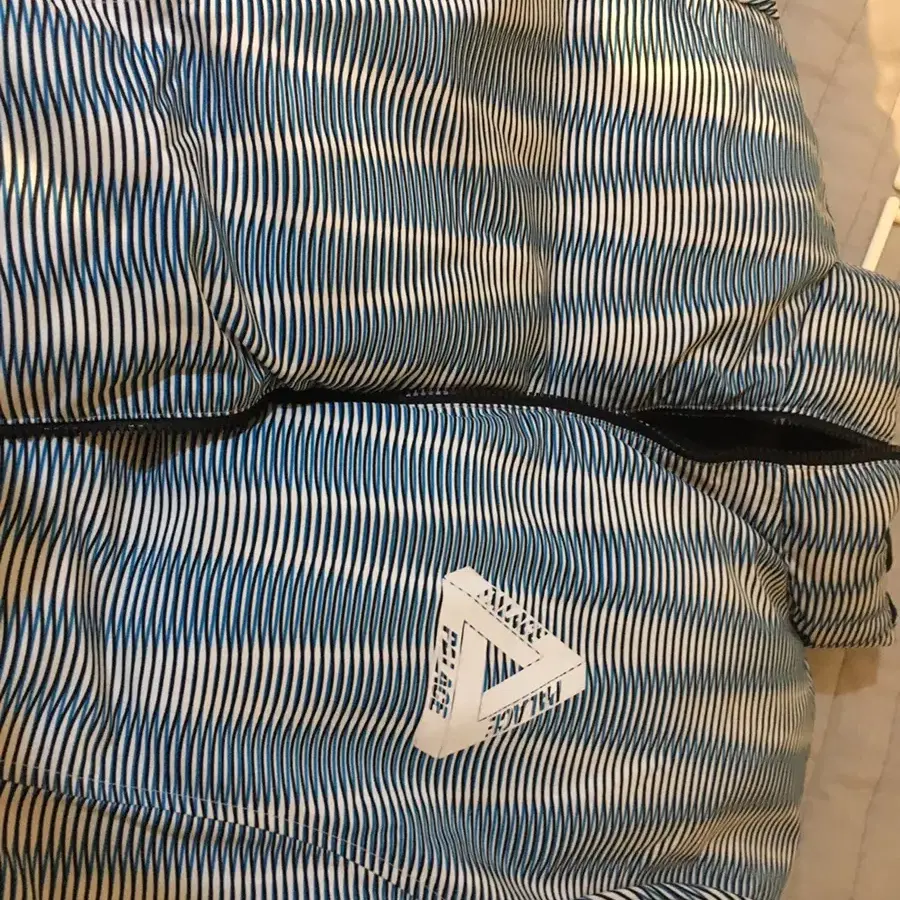 palace x adidas reversible padding 팔라스