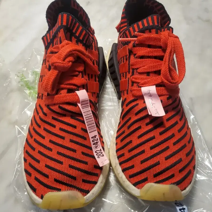 아디다스 NMD R1 PK 레드색상 사이즈 260