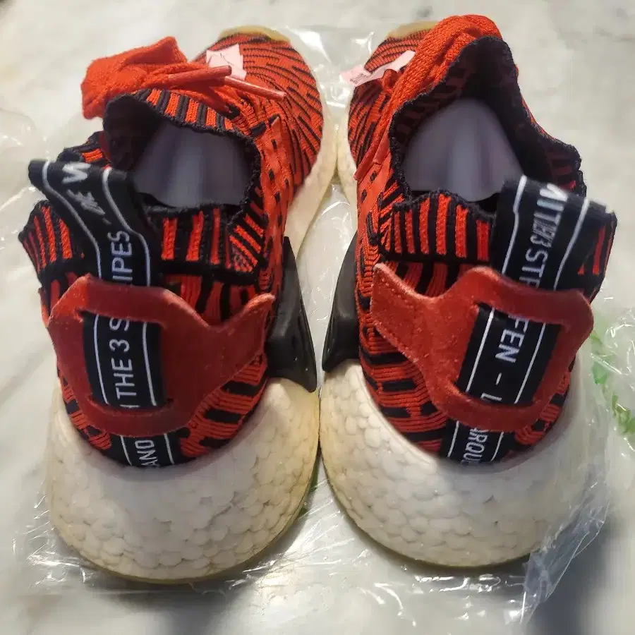 아디다스 NMD R1 PK 레드색상 사이즈 260