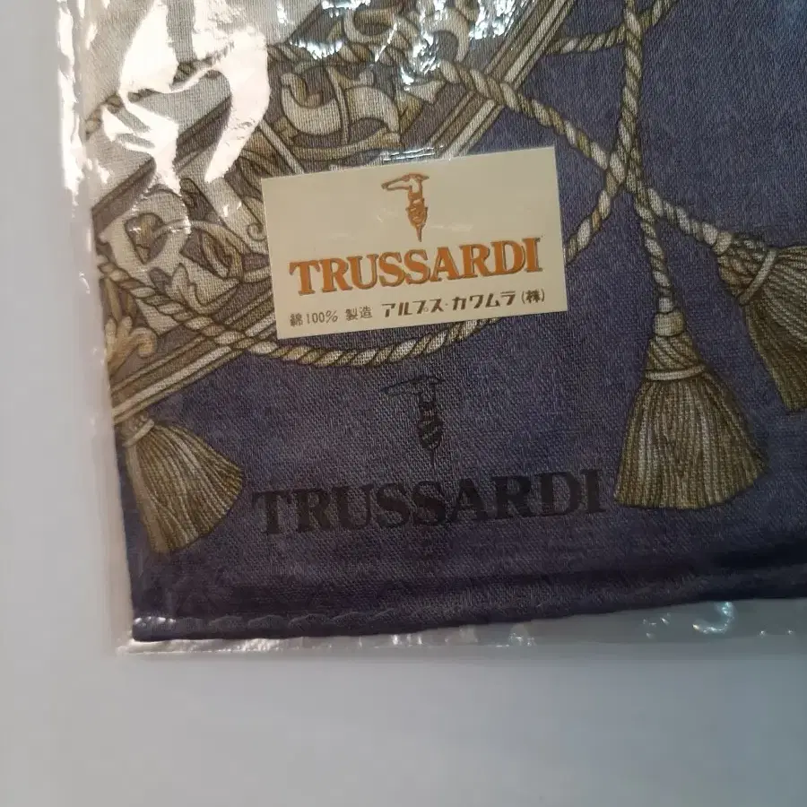 trussardi 큰 손수건,쁘띠스카프,새상품,할인+