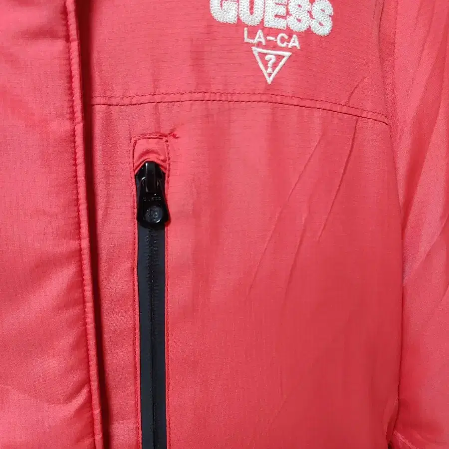 GUESS오리털 패딩(S)