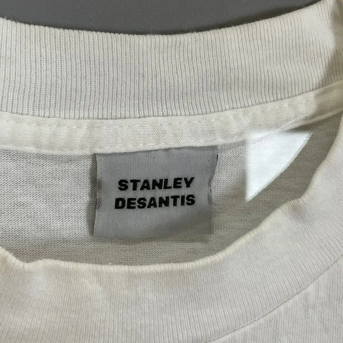 90s 1994년도 stanley desantis scared guy 티