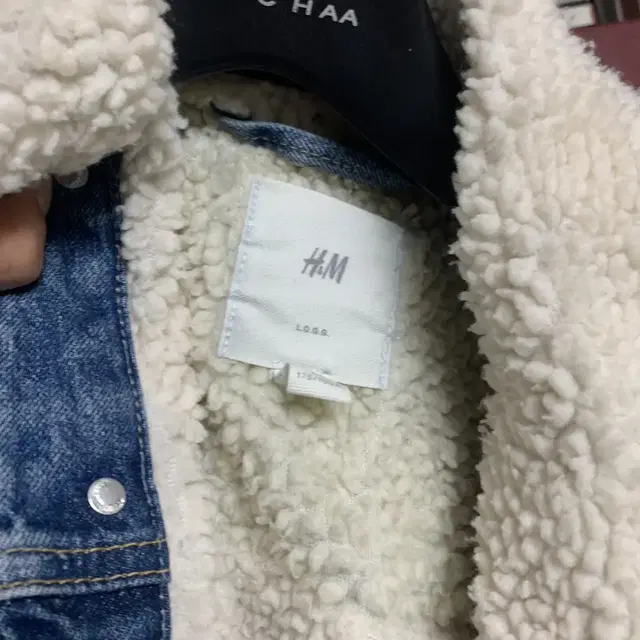 (가격낮춤!!)H&M 청 털자켓(겨울용 두꺼움)