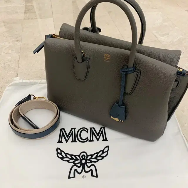 (정품)MCM 밀라토트백 그레이(새상품)