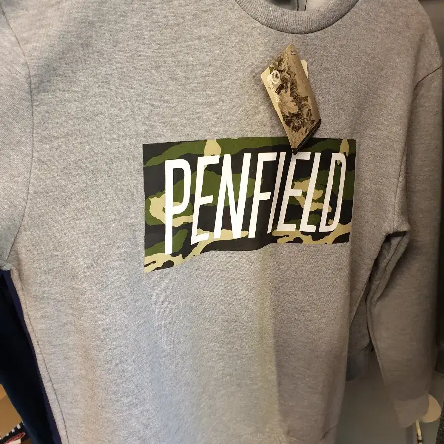 Penfield 펜필드 기모 맨투맨