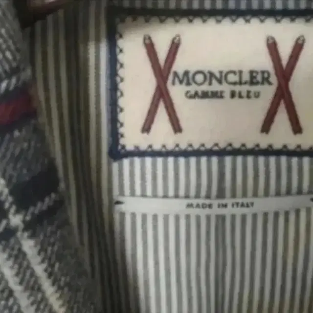 몽클레르(MONCLER) 감마블루 패딩 자켓 - 신세계 센텀 정품