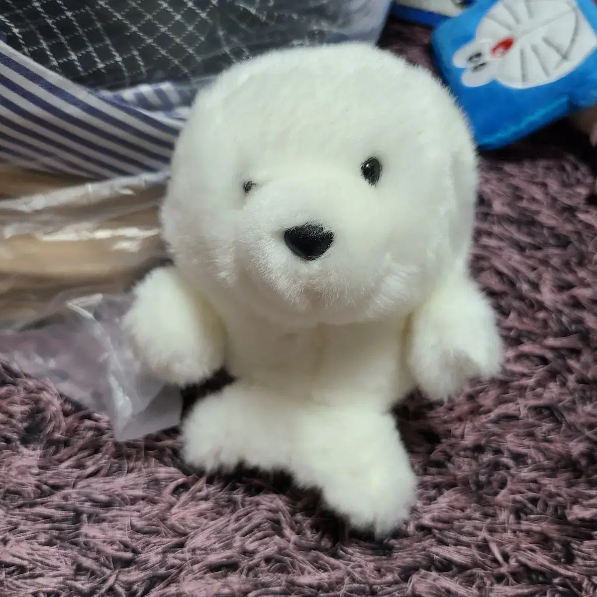 Cute and soft seal dolls