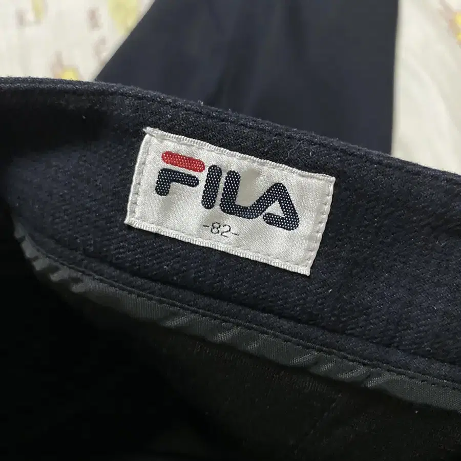 필라 (휠라) fila 트레이닝 바지 팝니다