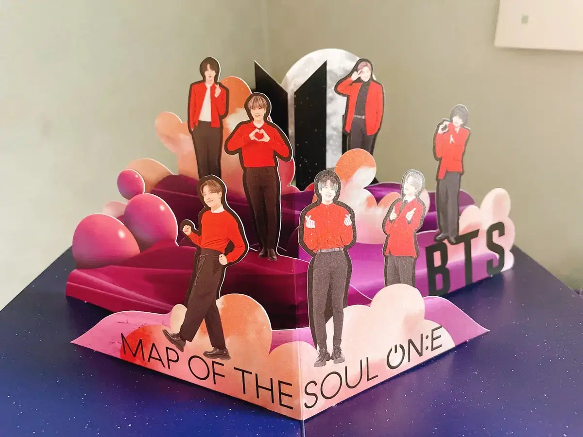 On-concert pop-up cards