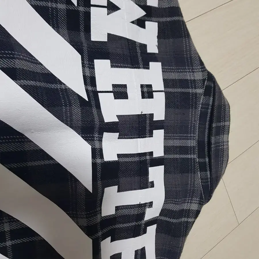 [S]오프화이트 15SS 플란넬 셔츠