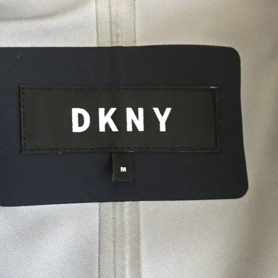 DKNY 후드점퍼 바람막이 네이비 M