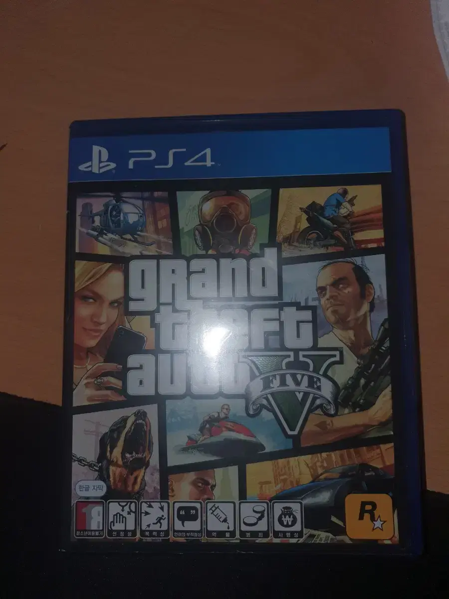 PS4 GTA5 for sale